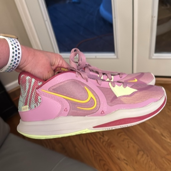 Nike Mens Kyrie Low 5 ‘Orchid’ DJ6012-500 size 10 main image 4